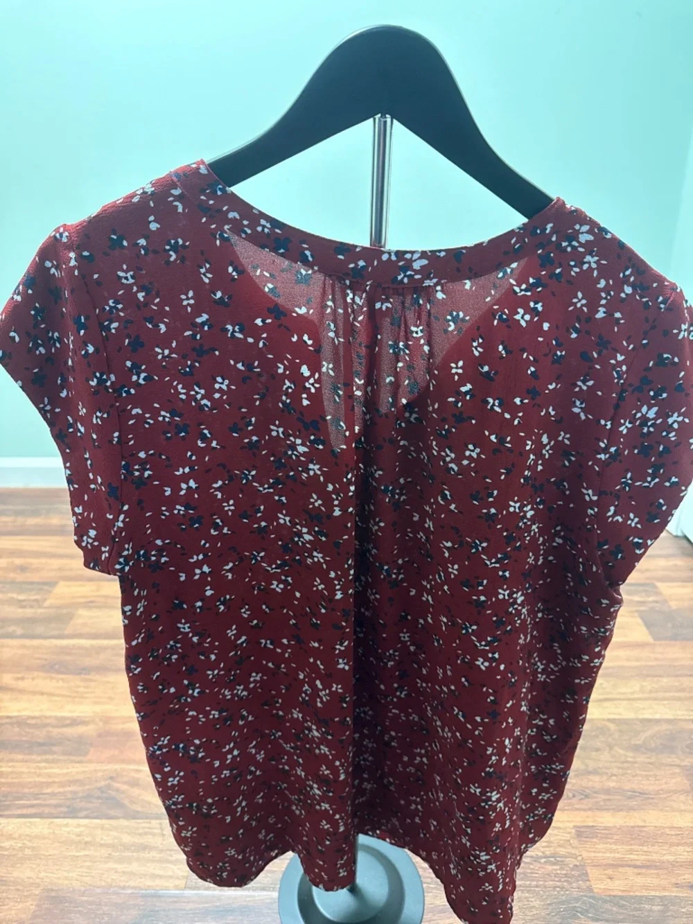 Top - Picture 3 of 5